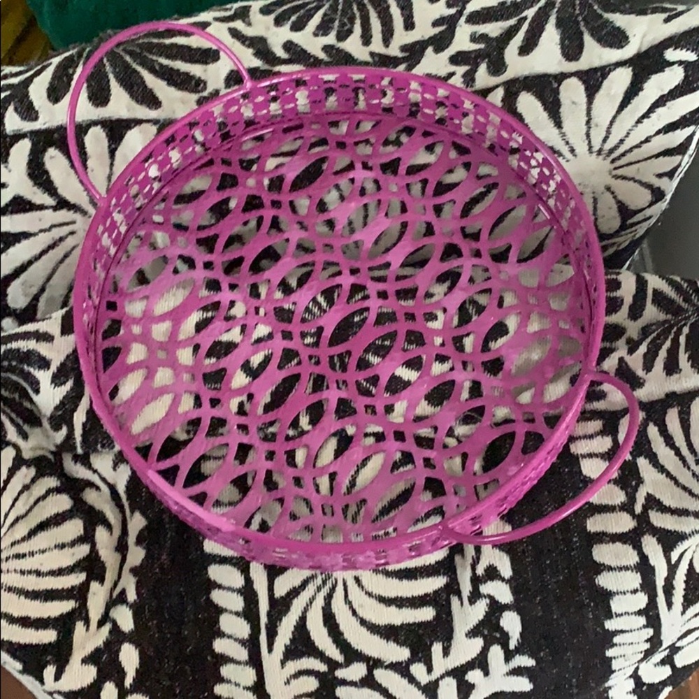 Magenta serving tray